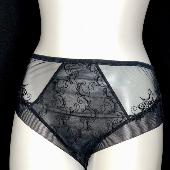 LISE CHARMEL LACE BRIEF - BLACK - Picture 2 of 5